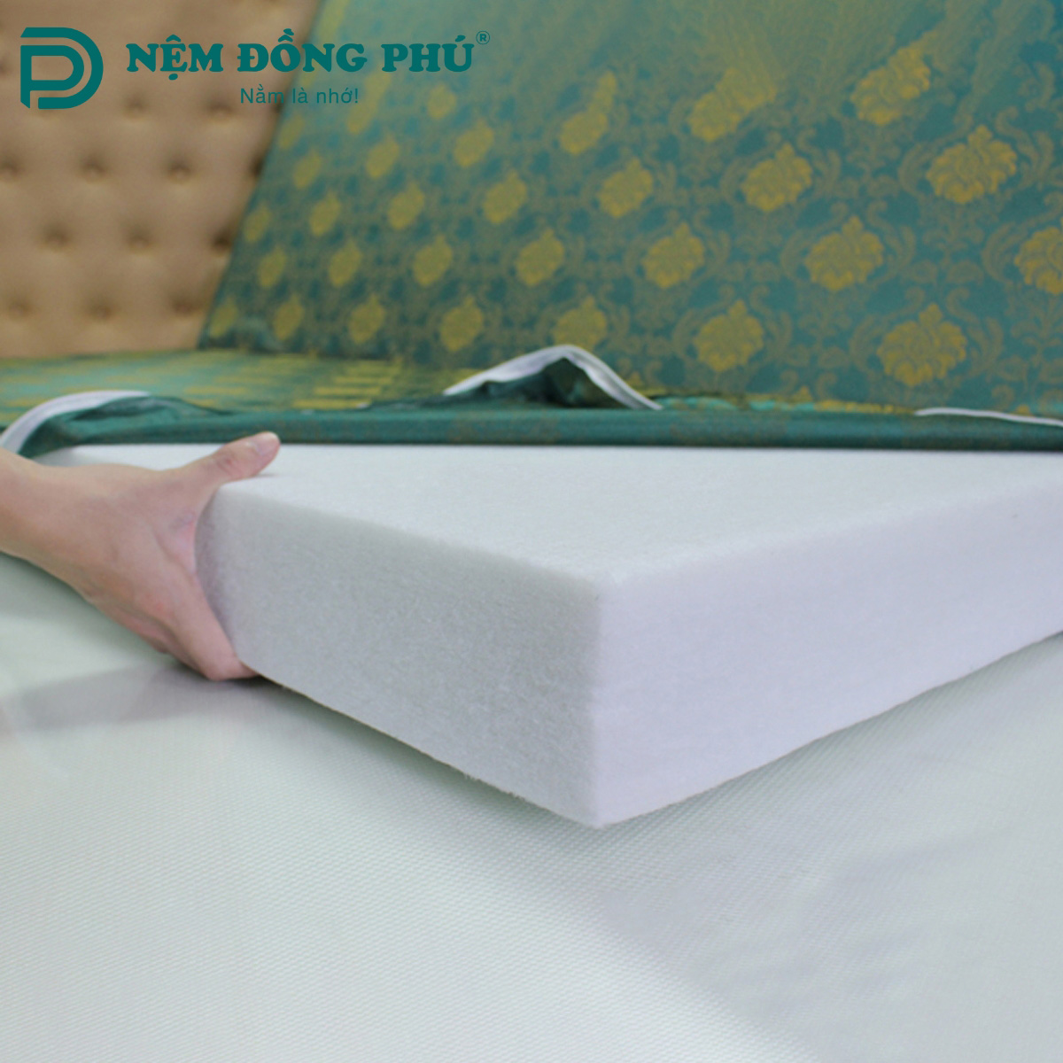 Nên mua dòng đệm bông ép hay đệm xốp?