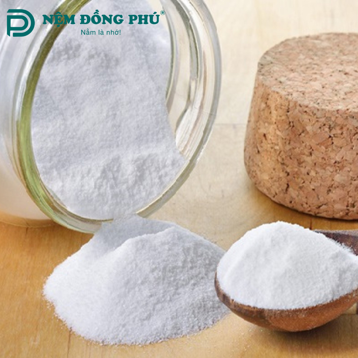 Baking soda là chất liệu thông dụng để khử mùi nệm bông ép Baking soda là chất liệu thông dụng để khử mùi nệm bông ép