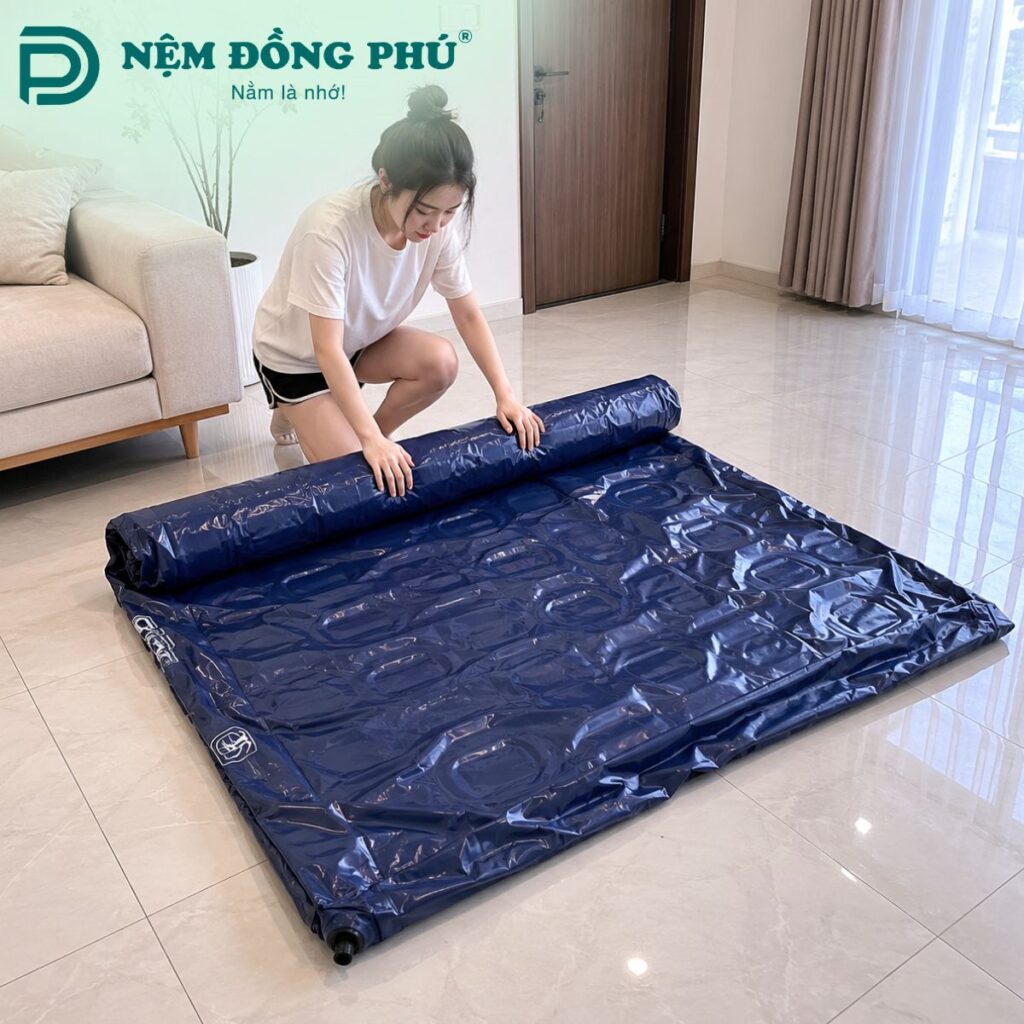 Nệm hơi có ưu điểm gọn nhẹ, linh hoạt, dễ vận chuyển và cất gọn